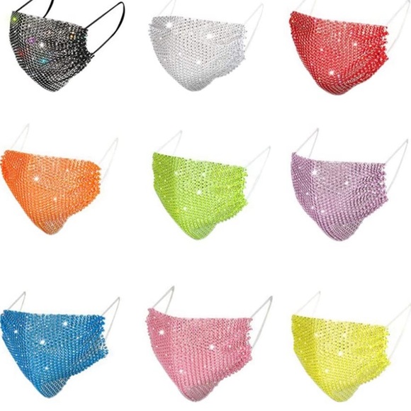 2/10 ❤️ 6 Glitter Rhinestone Masks - Picture 2 of 3